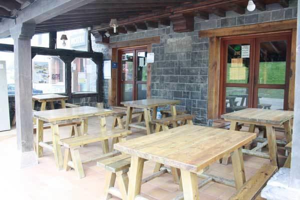 Hotel Restaurante La Parra Ля Франка Экстерьер фото